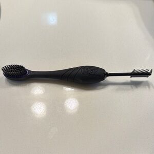 Wet Brush Pro 4 in 1 Edge styler